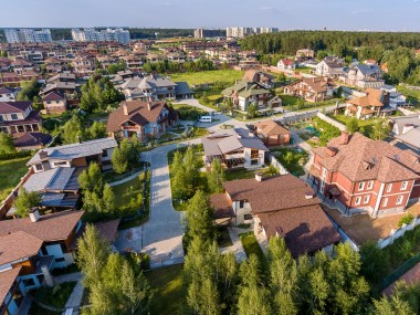 Коттеджный поселок Рубин Эстейт по Новорижскому шоссе в 15 км от Москвы. Элитная недвижимость в КП Рубин Эстейт в Подмосковье - Ильинский ландшафт - 25275