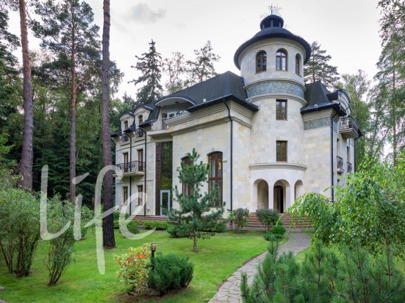 Продажа дома Жуковка-3 650 м² Рублево-Успенское шоссе - 443841 - foto_fs