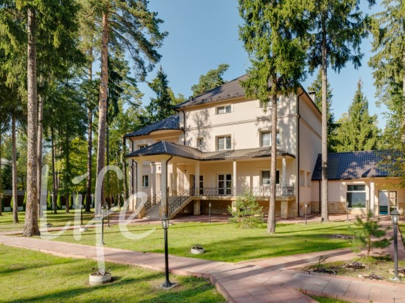 Продажа дома ДСК Риита 780 м² Рублево-Успенское шоссе - 369825 - foto_fs